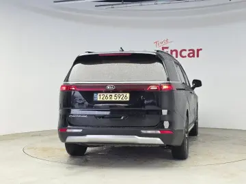 2021 Kia Carnival с пробегом 126 507 км