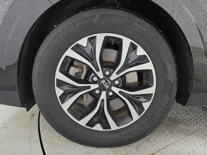 2021 Kia Carnival с пробегом 126 507 км