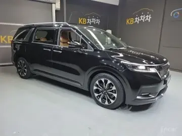 2022 Kia Carnival с пробегом 58 065 км