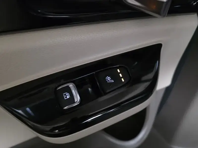 2021 Kia Carnival с пробегом 126 507 км