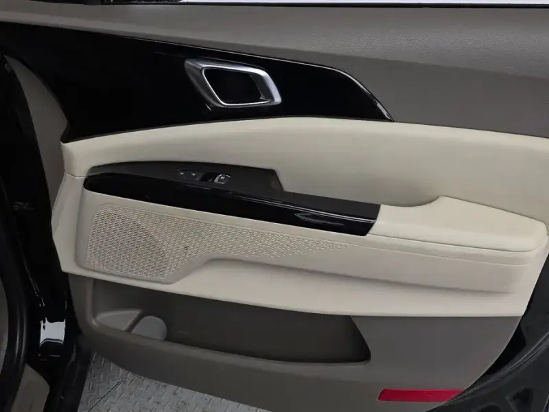 2021 Kia Carnival с пробегом 126 507 км