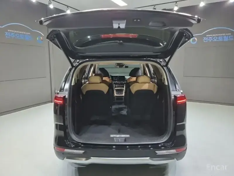 2022 Kia Carnival с пробегом 58 065 км