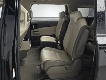 2021 Kia Carnival с пробегом 126 507 км