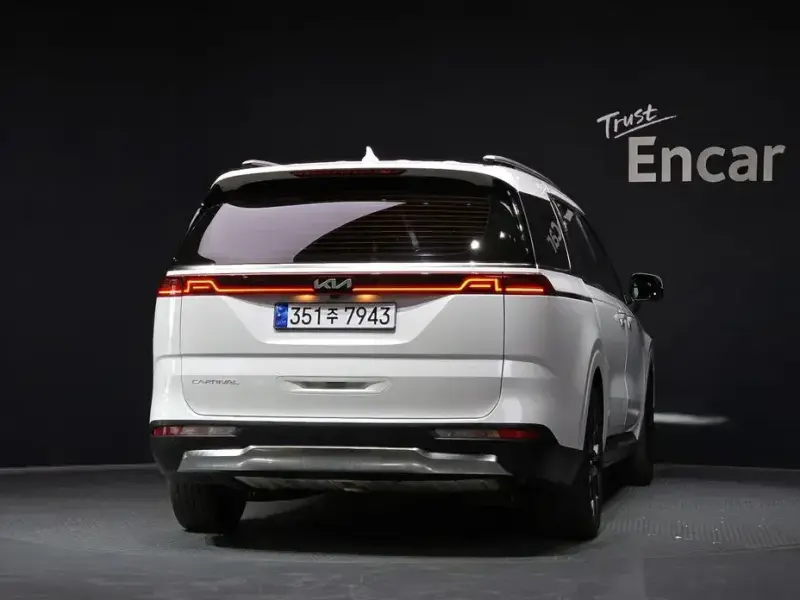 2022 Kia Carnival с пробегом 122 143 км