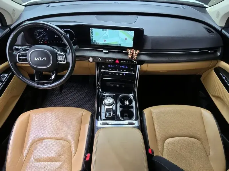 2022 Kia Carnival с пробегом 143 375 км