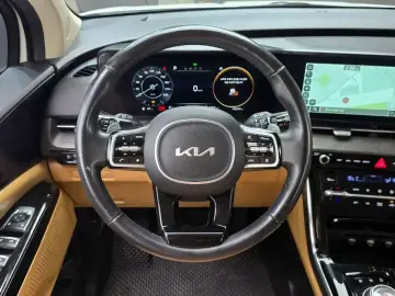 2022 Kia Carnival с пробегом 143 375 км