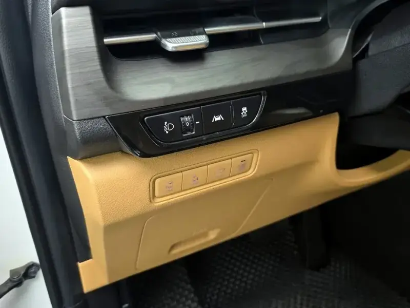 2022 Kia Carnival с пробегом 143 375 км