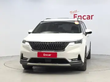 2022 Kia Carnival с пробегом 30 674 км