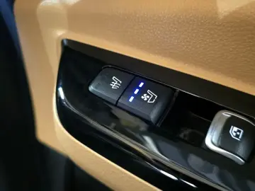 2022 Kia Carnival с пробегом 143 375 км