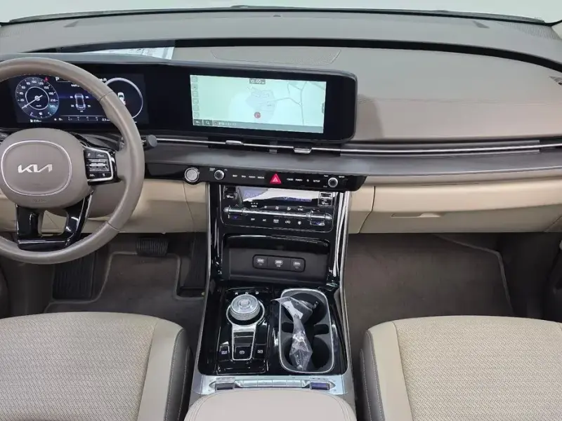 2022 Kia Carnival с пробегом 30 674 км