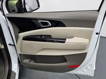 2021 Kia Carnival с пробегом 56 334 км