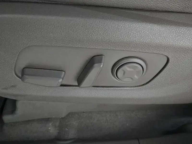 2021 Kia Carnival с пробегом 56 334 км