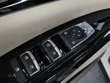 2021 Kia Carnival с пробегом 56 334 км