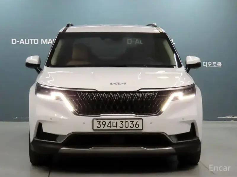 2022 Kia Carnival с пробегом 82 691 км