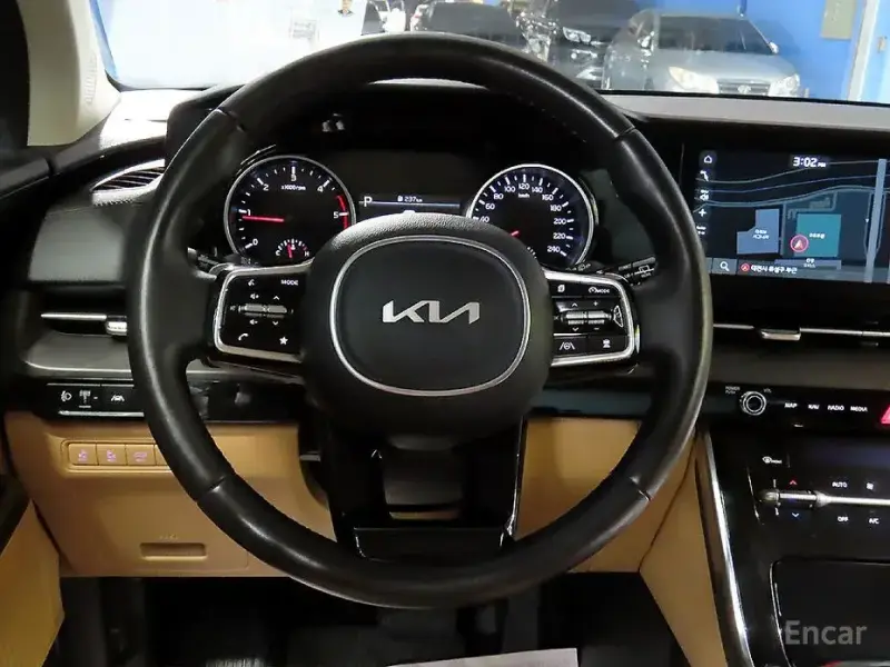 2022 Kia Carnival с пробегом 82 691 км