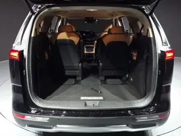 2022 Kia Carnival с пробегом 69 321 км
