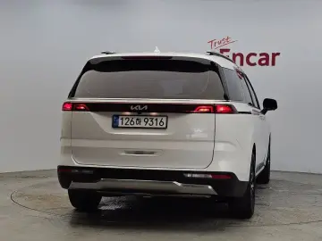 2022 Kia Carnival с пробегом 82 167 км