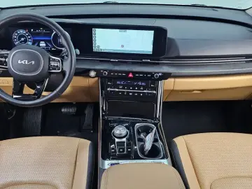 2022 Kia Carnival с пробегом 82 167 км