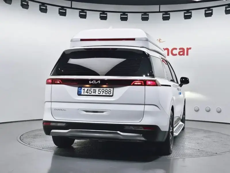 2023 Kia Carnival с пробегом 48 238 км