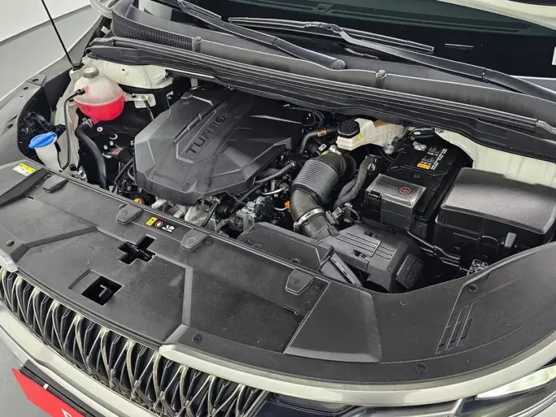 2023 Kia Carnival с пробегом 48 238 км