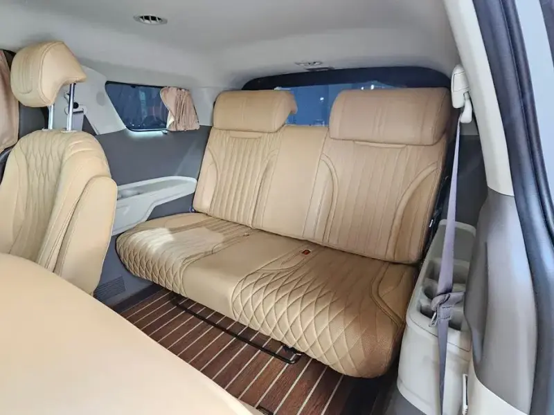 2023 Kia Carnival с пробегом 48 238 км