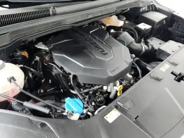2022 Kia Carnival с пробегом 22 557 км