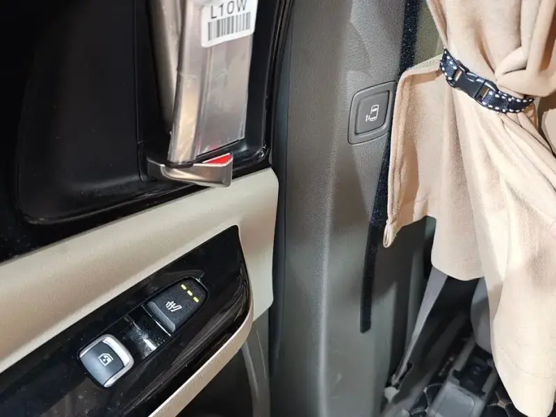2023 Kia Carnival с пробегом 48 238 км
