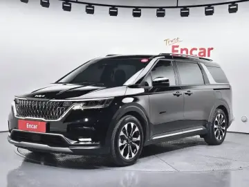 2023 Kia Carnival с пробегом 77 263 км