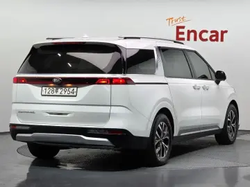 2021 Kia Carnival с пробегом 37 464 км