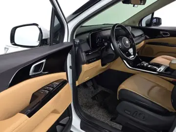 2021 Kia Carnival с пробегом 37 464 км