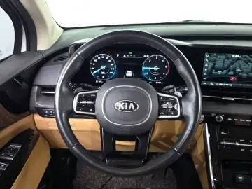 2021 Kia Carnival с пробегом 37 464 км