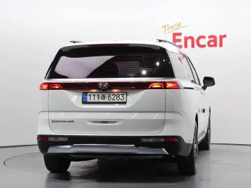 2021 Kia Carnival с пробегом 59 980 км