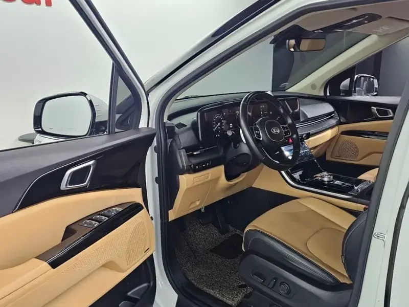 2021 Kia Carnival с пробегом 79 527 км