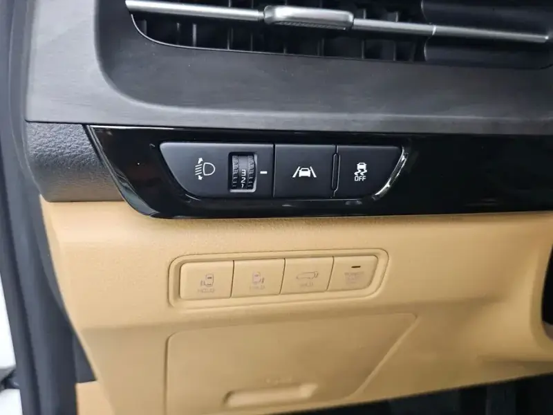 2021 Kia Carnival с пробегом 59 980 км