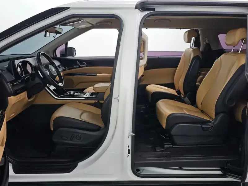2021 Kia Carnival с пробегом 59 980 км