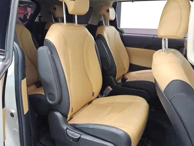 2021 Kia Carnival с пробегом 59 980 км