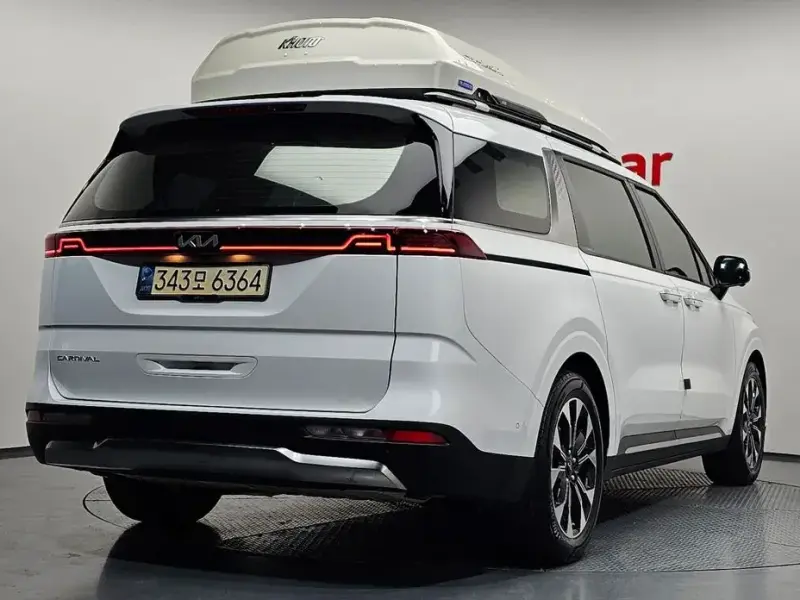 2022 Kia Carnival с пробегом 62 547 км