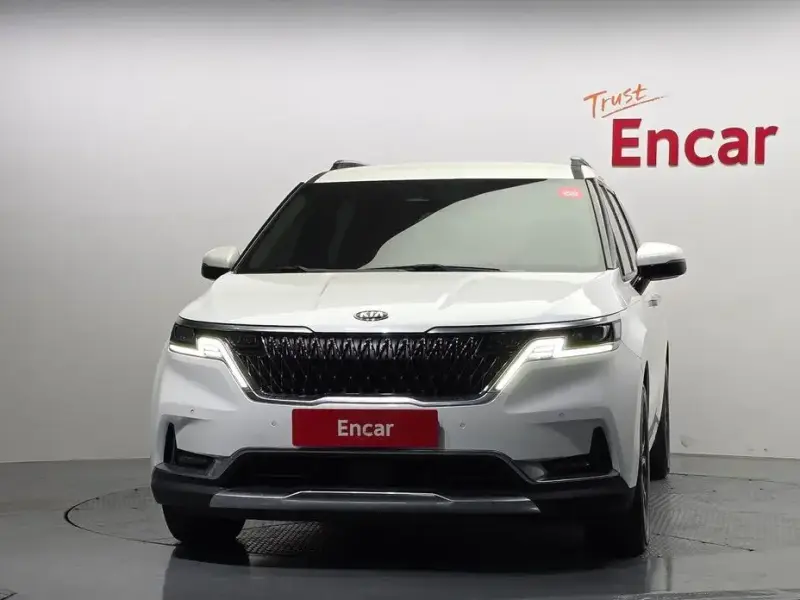 2021 Kia Carnival с пробегом 142 267 км