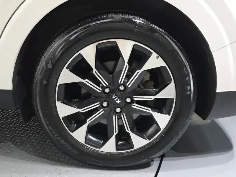 2021 Kia Carnival с пробегом 142 267 км