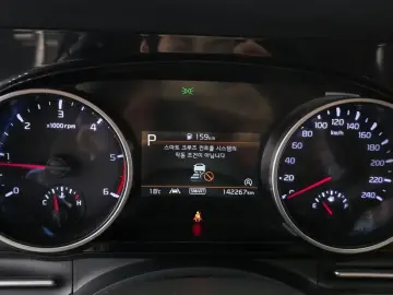 2021 Kia Carnival с пробегом 142 267 км