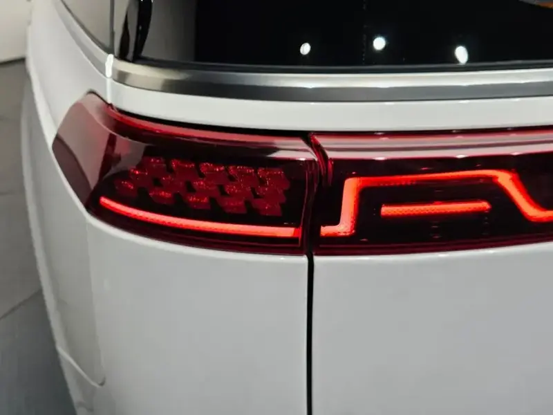 2022 Kia Carnival с пробегом 62 547 км