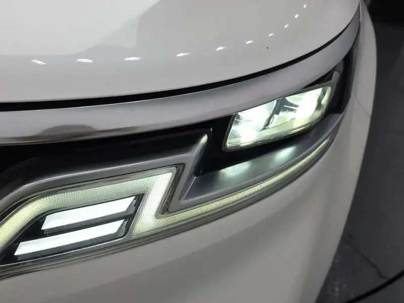 2021 Kia Carnival с пробегом 142 267 км