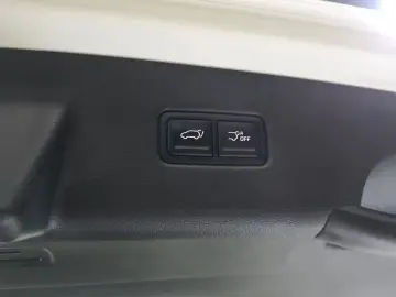 2021 Kia Carnival с пробегом 142 267 км