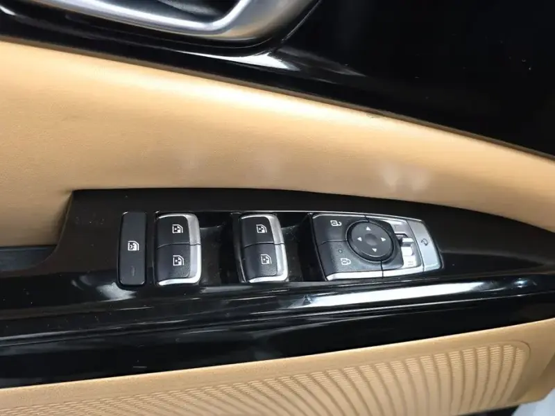 2021 Kia Carnival с пробегом 142 267 км