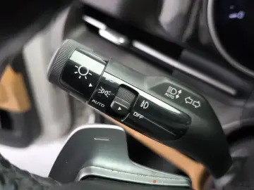 2021 Kia Carnival с пробегом 142 267 км