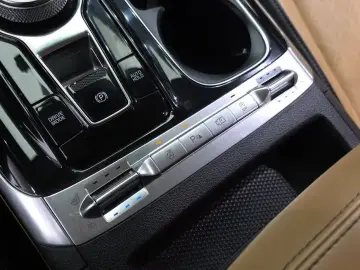 2021 Kia Carnival с пробегом 142 267 км