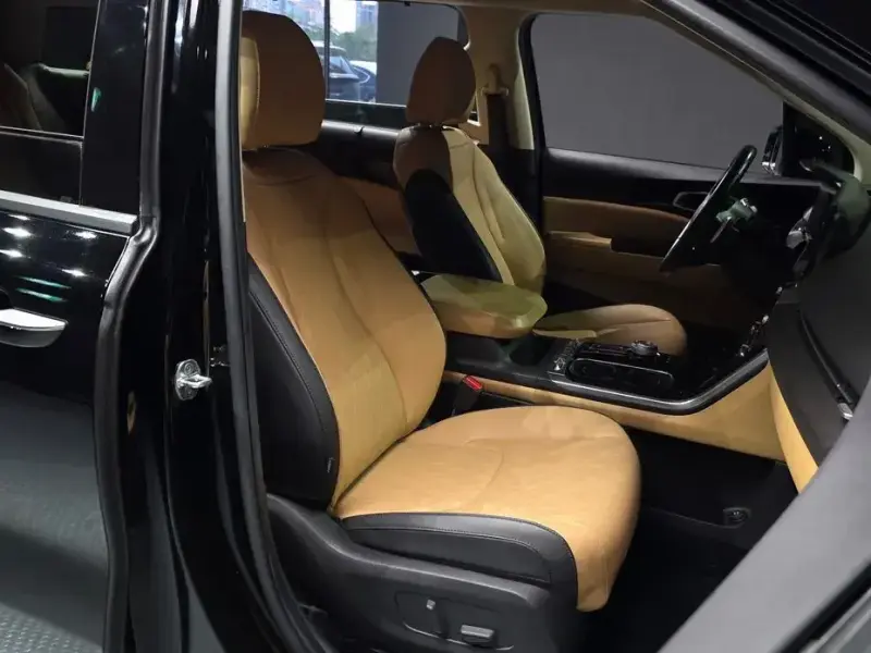 2022 Kia Carnival с пробегом 39 650 км