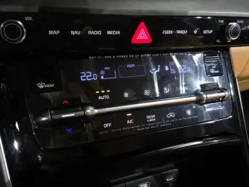 2022 Kia Carnival с пробегом 39 650 км