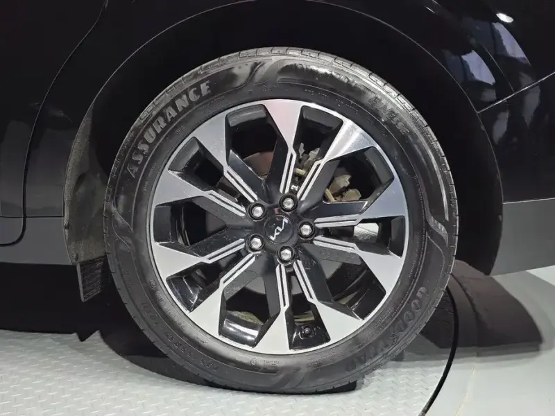 2022 Kia Carnival с пробегом 39 650 км