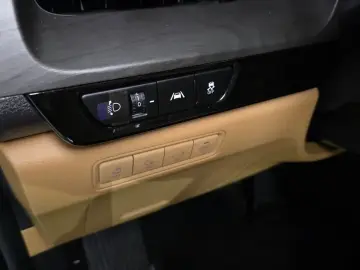 2022 Kia Carnival с пробегом 39 650 км